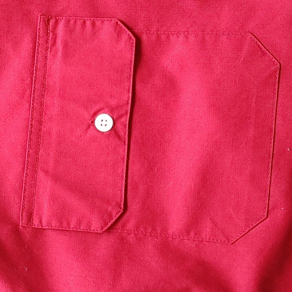 Red Retreat Short Sleeve Button Shirt - Picture 3 of 5